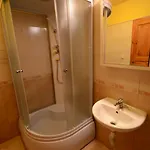 Salas-partizanske Guest house
