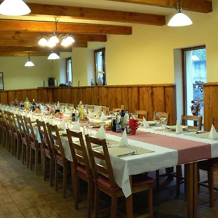 Salas-partizanske 2* Partizánske