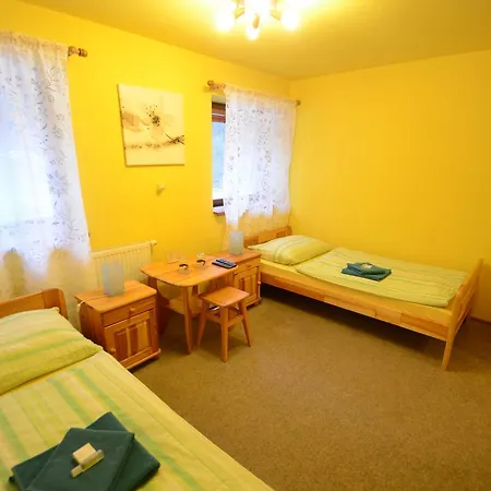 Salas-partizanske Maison d'hôtes 2*