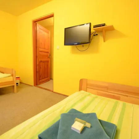 Salas-partizanske Maison d'hôtes 2*