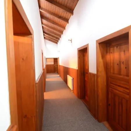 Salas-partizanske Maison d'hôtes 2*